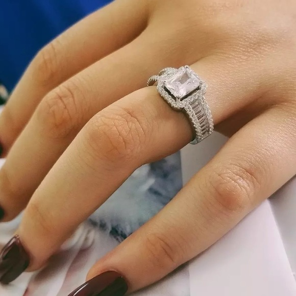 DIAMOND 925 STERLING SILVER ENGAGEMENT RING - Picture 2 of 3